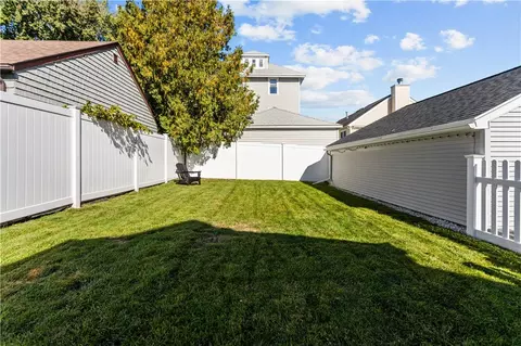 59 St Simon St, Woonsocket, RI 02895 photo 32