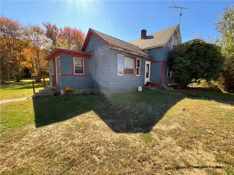 1261 Plainfield Pike, Coventry, RI 02816