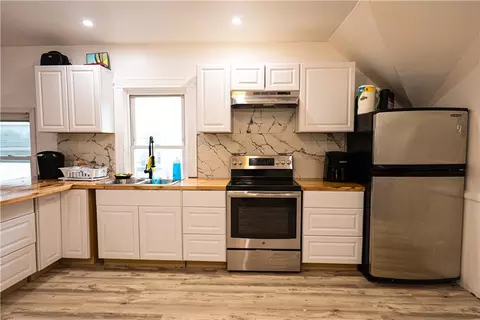 170 Wood St, Providence, RI 02909