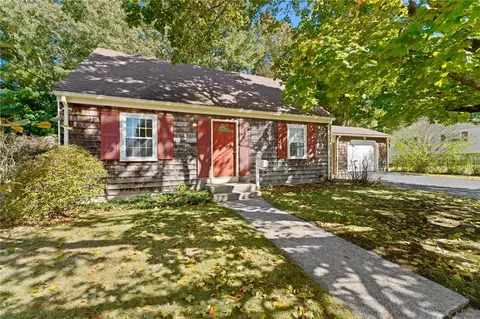 48 Coventry Dr, Coventry, RI 02816