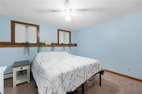 Bedroom - 46 Simmons Rd, Little Compton, RI 02837 photo 7 of 9