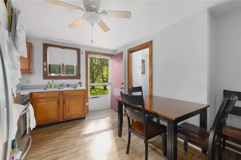 Entry Way - 46 Simmons Rd, Little Compton, RI 02837 photo 3 of 3