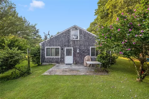 Exterior - 46 Simmons Rd, Little Compton, RI 02837 photo 8 of 9
