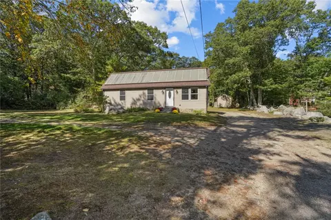 3701 Post Rd, South Kingstown, RI 02879