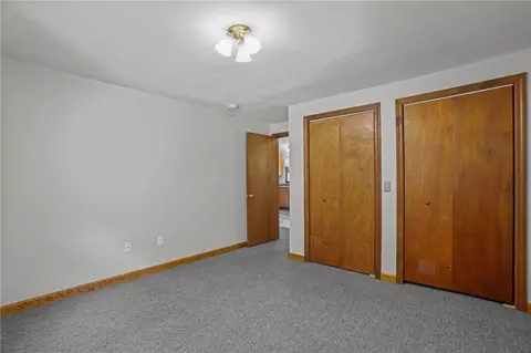 Bedroom - 3701 Post Rd, South Kingstown, RI 02879 photo 13 of 14
