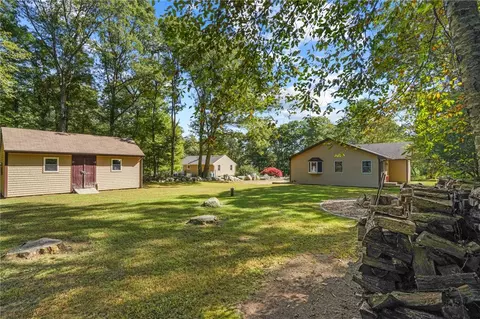 Exterior - 3701 Post Rd, South Kingstown, RI 02879 photo 5 of 11
