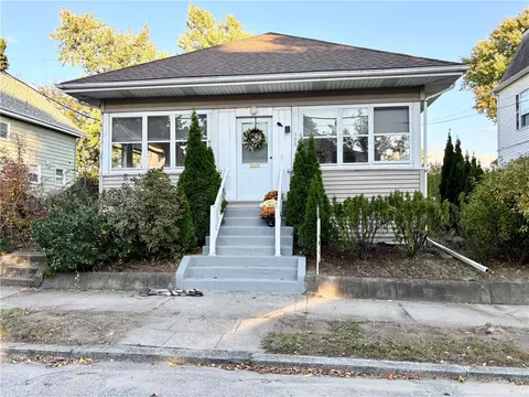 188 Orchard St, Cranston, RI 02910