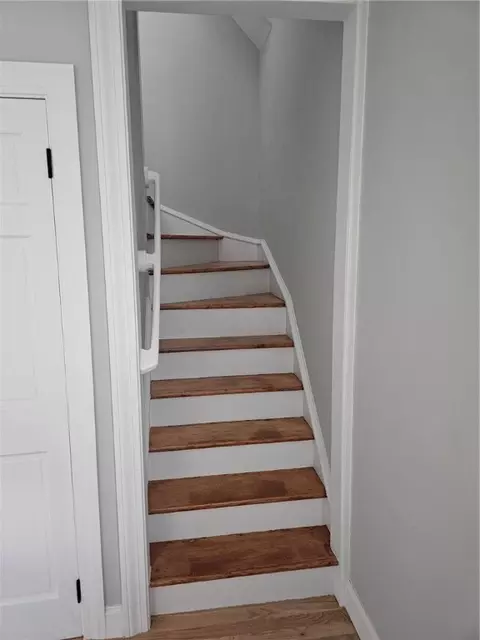 Entry Way - 9 Haswell St, Westerly, RI 02891 photo 3 of 3