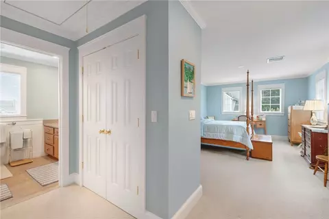 Entry Way - 412 Corey Ln, Middletown, RI 02842 photo 3 of 3