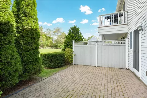 Exterior - 412 Corey Ln, Middletown, RI 02842 photo 6 of 9