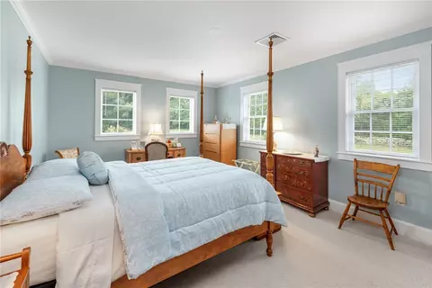 Bedroom - 412 Corey Ln, Middletown, RI 02842 photo 1 of 2