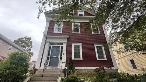76 Pitman St #1, Providence, RI 02906