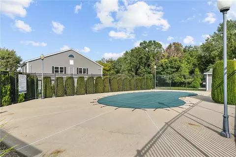 Exterior - 200 Post Rd #226, Warwick, RI 02888 photo 4 of 6