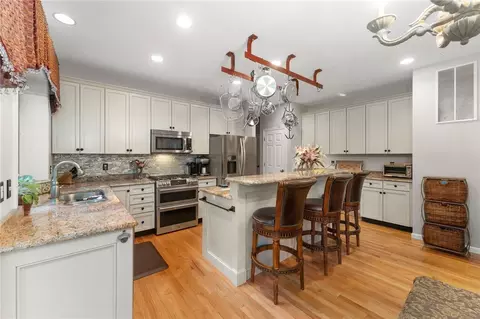 44 Castle Rocks Rd, Warwick, RI 02886 photo 12