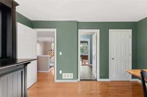 44 Castle Rocks Rd, Warwick, RI 02886 photo 35