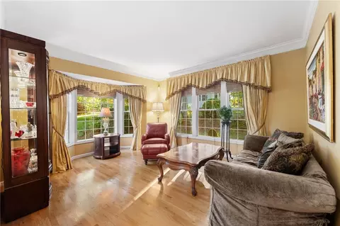 44 Castle Rocks Rd, Warwick, RI 02886 photo 10