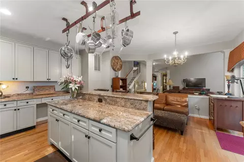 44 Castle Rocks Rd, Warwick, RI 02886 photo 11