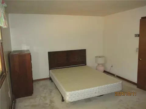 Bedroom - 477 Durfee Hill Rd, Glocester, RI 02814 photo 3 of 3