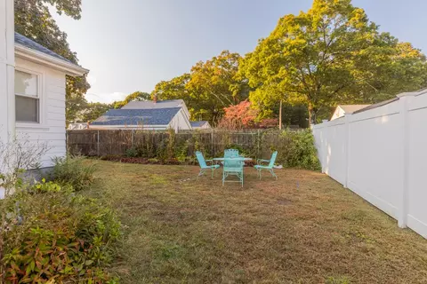 Exterior - 88 Lee Ave, Warwick, RI 02889 photo 3 of 9