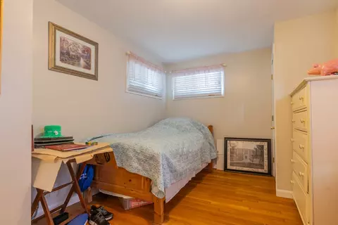 Bedroom - 88 Lee Ave, Warwick, RI 02889 photo 1 of 5