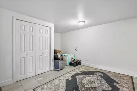 997 Park Ave, Woonsocket, RI 02895 photo 24