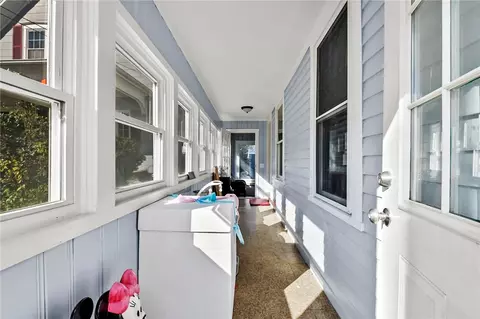 997 Park Ave, Woonsocket, RI 02895 photo 32