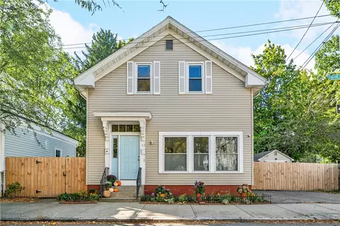 33 Marshall St, Providence, RI 02909