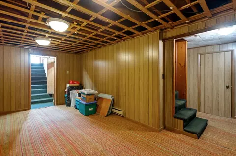 Entry Way - 3181 Post Rd, Warwick, RI 02886 photo 5 of 5