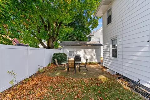 Exterior - 3181 Post Rd, Warwick, RI 02886 photo 6 of 11