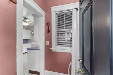 Entry Way - 3181 Post Rd, Warwick, RI 02886 photo 1 of 5