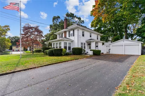 Exterior - 3181 Post Rd, Warwick, RI 02886 photo 11 of 11