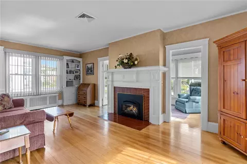 Living - 3181 Post Rd, Warwick, RI 02886 photo 1 of 6