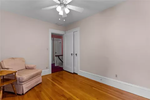 Bedroom - 3181 Post Rd, Warwick, RI 02886 photo 2 of 12