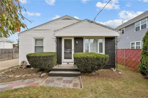 72 Dean St, Pawtucket, RI 02861