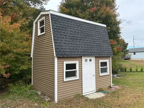 3 Terry Cir, Westerly, RI 02891 photo 7