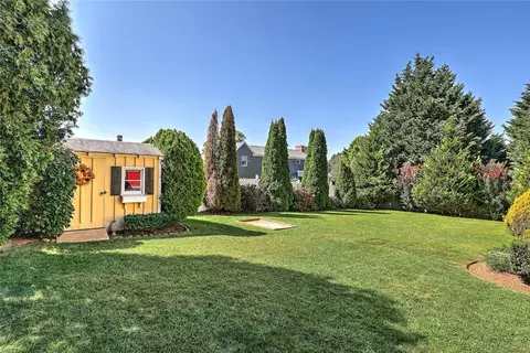 Exterior - 18 Taddy Ave, Warren, RI 02885 photo 7 of 11