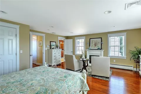 Bedroom - 18 Taddy Ave, Warren, RI 02885 photo 2 of 4