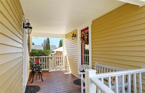 Exterior - 18 Taddy Ave, Warren, RI 02885 photo 4 of 11
