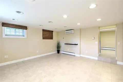 Living - 18 Taddy Ave, Warren, RI 02885 photo 4 of 4