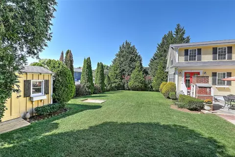 Exterior - 18 Taddy Ave, Warren, RI 02885 photo 11 of 11