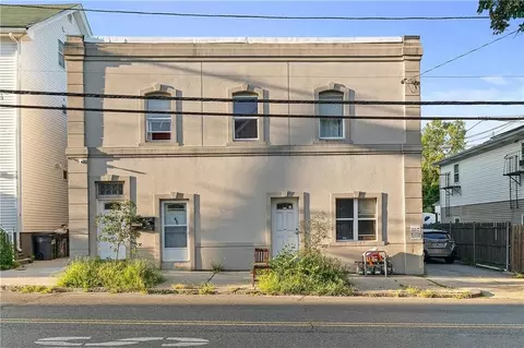 887 Branch Ave, Providence, RI 02904
