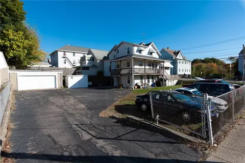 576 Diamond Hill Rd, Woonsocket, RI 02895 photo 2