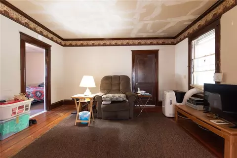 576 Diamond Hill Rd, Woonsocket, RI 02895 photo 13