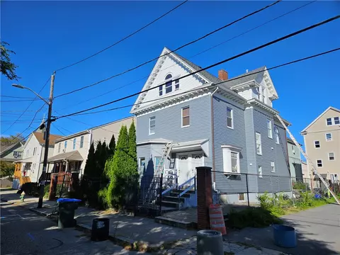 181 Reynolds Ave, Providence, RI 02905