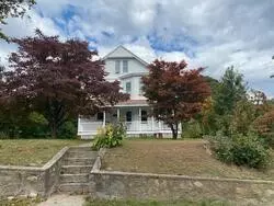 34 W Warwick Ave, West Warwick, RI 02893