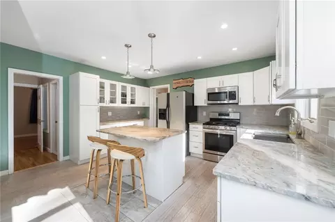 3491 Flat River Rd, Coventry, RI 02816 photo 9