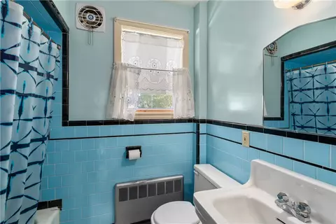 93 Grove Ave, Warwick, RI 02889 photo 11