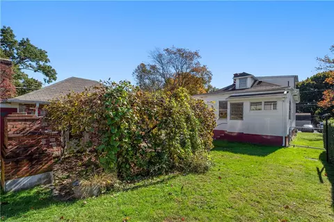 93 Grove Ave, Warwick, RI 02889 photo 26