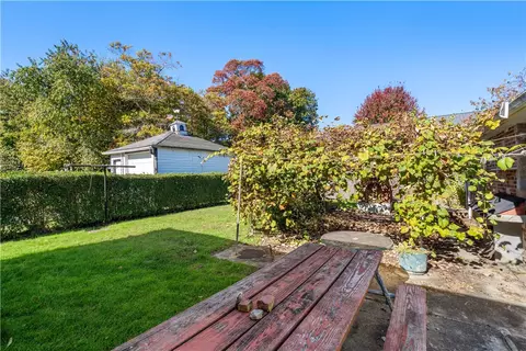 93 Grove Ave, Warwick, RI 02889 photo 24
