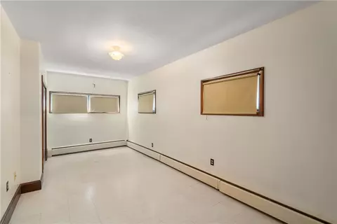 93 Grove Ave, Warwick, RI 02889 photo 14
